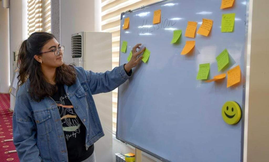BSU-da “IB müəllimi necə olmalıdır?” adlı təlim keçirilib - FOTO