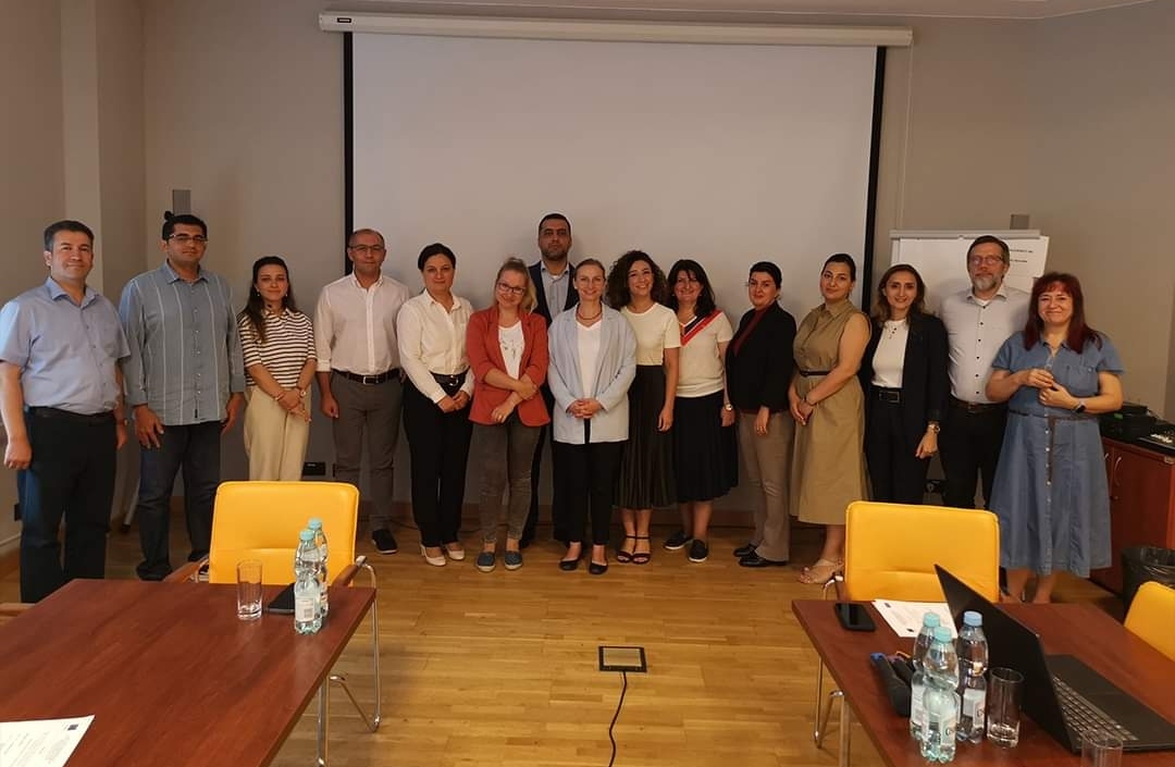 ARTİ-nin və bir sıra təhsil qurumlarının nümayəndələrinin Polşaya təlim səfəri başlayıb - FOTO