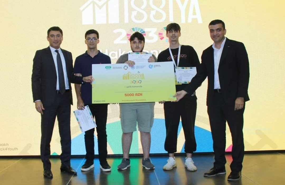 ADNSU tələbələrinin iştirak etdiyi komanda “Missiya:2030 Hakatonun”da I yerə layiq görülüb 
