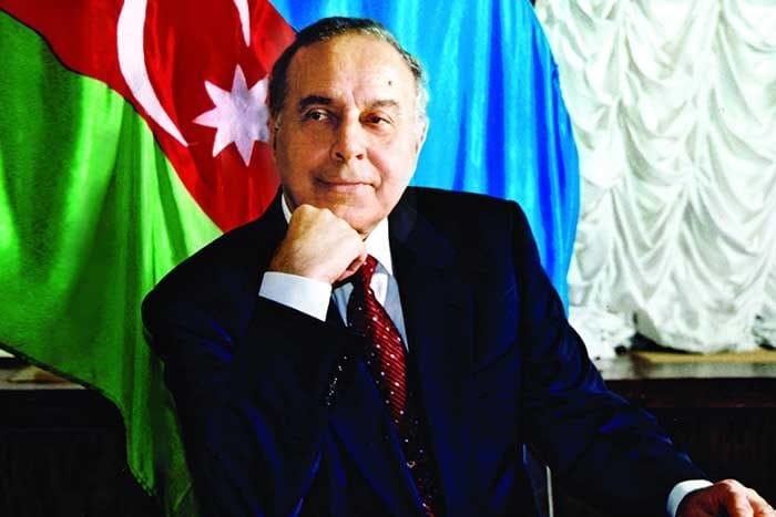 Ümummilli Liderin xaricdə təhsil siyasəti öz bəhrəsini verməkdədir